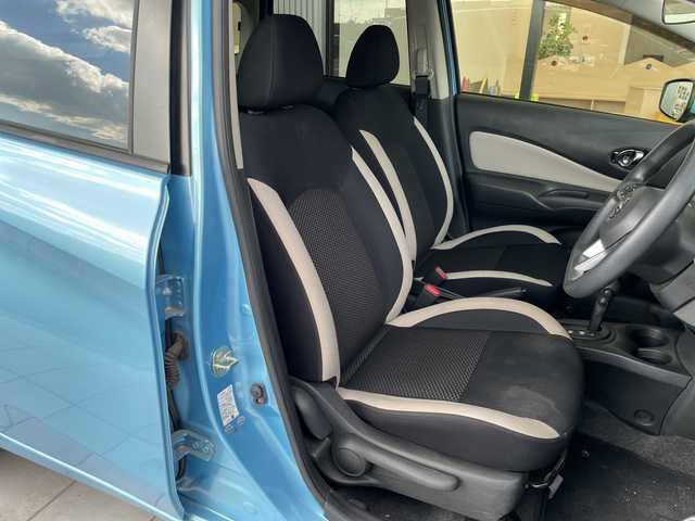 日産 ノート X 愛知県 2018(平30)年 4.8万km ソニックブルー 純正ナビ/バックカメラ/オートライト/ドライブレコーダー/ＥＴＣ/衝突軽減システム/ワンセグ/CD DVD/Bluetooth/ステアリングスイッチ/スマートキー/プッシュスタート