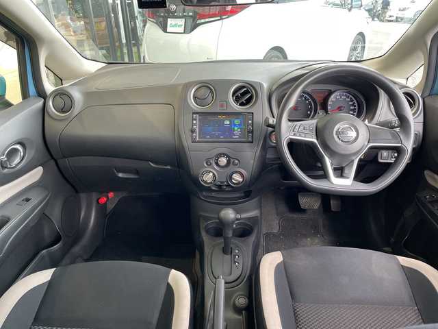 日産 ノート X 愛知県 2018(平30)年 4.8万km ソニックブルー 純正ナビ/バックカメラ/オートライト/ドライブレコーダー/ＥＴＣ/衝突軽減システム/ワンセグ/CD DVD/Bluetooth/ステアリングスイッチ/スマートキー/プッシュスタート