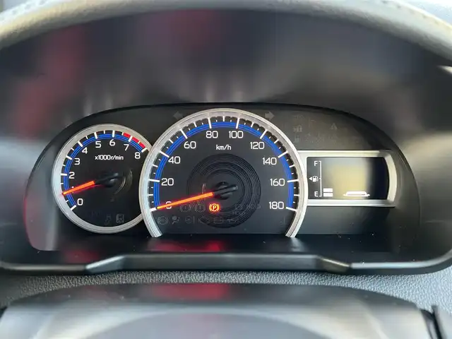 トヨタ ルーミー カスタムG－T 三重県 2022(令4)年 2.4万km クールバイオレットクリスタルシャイン 純正9インチディスプレイオーディオ（AppleCarplay/AndroidAuto/Bluetooth/AM/FM/地デジTV/USB)/ディスプレイオーディオパッケージ（外部入力用USB端子/GPSアンテナ/バックカメラ/ステアリングスイッチ）/コンフォートパッケージ（シートヒーター/シートバックテーブル）/スマートアシスト（衝突回避支援ブレーキ/衝突警報/車線逸脱警報/ふらつき警報/ブレーキ制御付誤発進抑制/サイドビューランプ/先行車発進お知らせ/コーナーセンサー/アダプティブクルーズコントロール/アダプティブドライビングビーム/路外逸脱警報/標識認識）/ウェルカムパワースライドドア（運転席側/助手席側）/LEDヘッドランプ/オートライト/スペアキー/キーフリーシステム/175/55R15タイヤ/15インチホイール/シルバー加飾付ピアノブラックセンターパネル/オートエアコン/充電用USB端子/シルバー加飾付ステアリングホイール/ステアリングスイッチ（カラーマルチインフォメーションディスプレイ/アダプテイブクルーズコントロール/スポーツモード）/撥水機能付ブラックファブリックシート