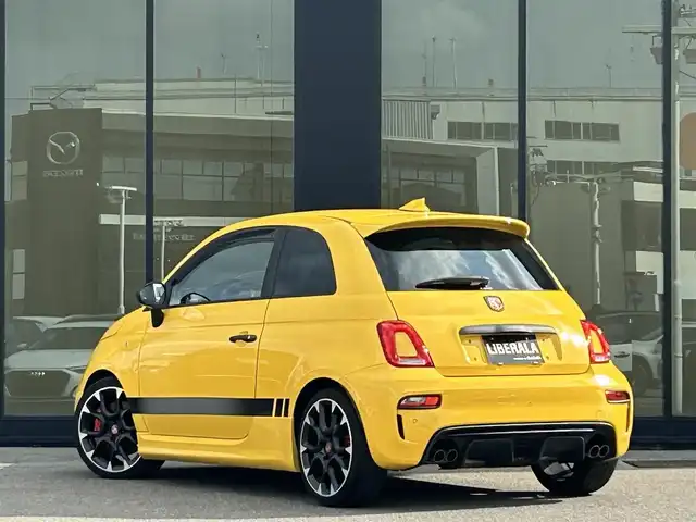 アバルト ５９５ コンペティツィオーネ 石川県 2020(令2)年 6.1万km 黄 左ハンドル/５速MT/ディスプレィオーディオ/ハーフレザーシート/ETC