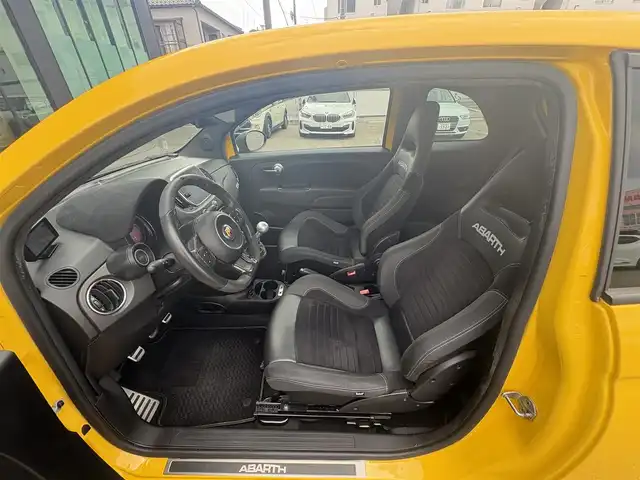アバルト ５９５ コンペティツィオーネ 石川県 2020(令2)年 6.1万km 黄 左ハンドル/５速MT/ディスプレィオーディオ/ハーフレザーシート/ETC