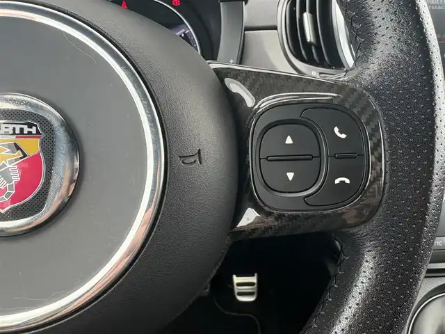 アバルト ５９５ コンペティツィオーネ 石川県 2020(令2)年 6.1万km 黄 左ハンドル/５速MT/ディスプレィオーディオ/ハーフレザーシート/ETC