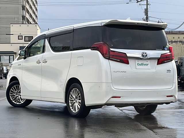 トヨタ アルファードハイブリット G Fパッケージ 道北・旭川 2020(令2)年 3.7万km ホワイトパールクリスタルシャイン /4WD//禁煙車//JBLサウンド//純正ディスプレイオーディオナビ機能付//CD/DVD/BD/SD/MSV/BT/フルセグ//後席フリップダウンモニター//パノラミックビューモニター//デジタルインナーミラー//両側パワースライドドア//ベージュ合皮シート//運転席メモリシート//パワーシート//シートヒーター&エアシート//トヨタセーフティセンス//PCS/ACC/LTA/BSM/RCTA/PKSB/RSA//クリアランスソナー//パーキングアシスト//ステアリングヒーター//オートハイビーム//オートライト//3眼LEDヘッドライト//フォグライト//ビルトインETC2.0//前後ドライブレコーダー//オートリトラミラー//オートワイパー//サンシェード//純正フロアマット//ドアバイザー//保証書//取説