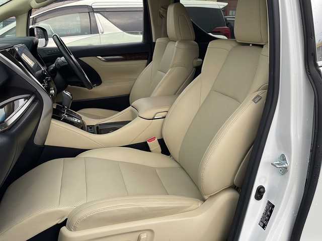 トヨタ アルファードハイブリット G Fパッケージ 道北・旭川 2020(令2)年 3.7万km ホワイトパールクリスタルシャイン /4WD//禁煙車//JBLサウンド//純正ディスプレイオーディオナビ機能付//CD/DVD/BD/SD/MSV/BT/フルセグ//後席フリップダウンモニター//パノラミックビューモニター//デジタルインナーミラー//両側パワースライドドア//ベージュ合皮シート//運転席メモリシート//パワーシート//シートヒーター&エアシート//トヨタセーフティセンス//PCS/ACC/LTA/BSM/RCTA/PKSB/RSA//クリアランスソナー//パーキングアシスト//ステアリングヒーター//オートハイビーム//オートライト//3眼LEDヘッドライト//フォグライト//ビルトインETC2.0//前後ドライブレコーダー//オートリトラミラー//オートワイパー//サンシェード//純正フロアマット//ドアバイザー//保証書//取説