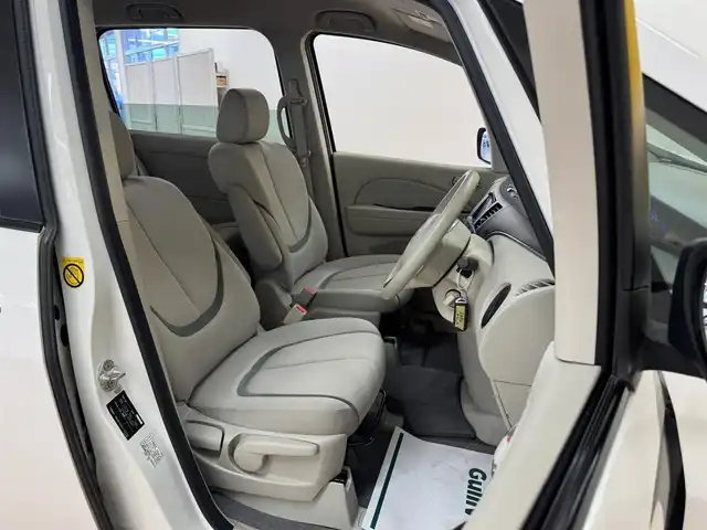 マツダ ビアンテ アイストップ スマートED 群馬県 2010(平22)年 4.7万km クリスタルホワイトパールマイカ 社外ナビ/　（AM/FM/CD/AUX）/フルセグTV/両側パワースライドドア/ETC/ディスチャージヘッドランプ/クリーンエアパッケージ/・「ｎａｎｏｅイオン」/・アレルバスター搭載フィルター/・消臭天井/・リアヒーター/ｉ－ｓｔｏｐ（アイ・ストップ）/アドバンストキーレスエントリー/横滑り防止機構