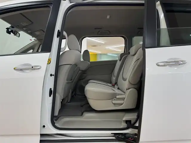 マツダ ビアンテ アイストップ スマートED 群馬県 2010(平22)年 4.7万km クリスタルホワイトパールマイカ 社外ナビ/　（AM/FM/CD/AUX）/フルセグTV/両側パワースライドドア/ETC/ディスチャージヘッドランプ/クリーンエアパッケージ/・「ｎａｎｏｅイオン」/・アレルバスター搭載フィルター/・消臭天井/・リアヒーター/ｉ－ｓｔｏｐ（アイ・ストップ）/アドバンストキーレスエントリー/横滑り防止機構