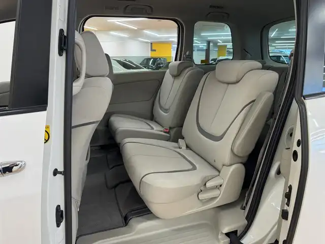 マツダ ビアンテ アイストップ スマートED 群馬県 2010(平22)年 4.7万km クリスタルホワイトパールマイカ 社外ナビ/　（AM/FM/CD/AUX）/フルセグTV/両側パワースライドドア/ETC/ディスチャージヘッドランプ/クリーンエアパッケージ/・「ｎａｎｏｅイオン」/・アレルバスター搭載フィルター/・消臭天井/・リアヒーター/ｉ－ｓｔｏｐ（アイ・ストップ）/アドバンストキーレスエントリー/横滑り防止機構