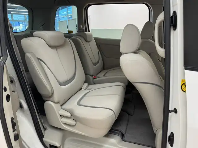 マツダ ビアンテ アイストップ スマートED 群馬県 2010(平22)年 4.7万km クリスタルホワイトパールマイカ 社外ナビ/　（AM/FM/CD/AUX）/フルセグTV/両側パワースライドドア/ETC/ディスチャージヘッドランプ/クリーンエアパッケージ/・「ｎａｎｏｅイオン」/・アレルバスター搭載フィルター/・消臭天井/・リアヒーター/ｉ－ｓｔｏｐ（アイ・ストップ）/アドバンストキーレスエントリー/横滑り防止機構