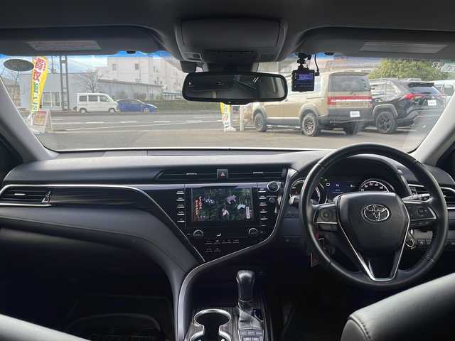 トヨタ カムリ G レザーパッケージ 福島県 2017(平29)年 11.1万km プラチナホワイトパールマイカ トヨタセーフティセンス/・オートマチックハイビーム/・車線逸脱警報装置/・アダプティブクルーズコントロール/・衝突被害軽減ブレーキ/・ブラインドスポットモニター/純正ナビ/・フルセグTV/BT/SD/CD/DVD/AUX/USB/FM/AM/・バックカメラ/・ドライブレコーダー/・ビルトインETC/レザーシート/・D+N席パワーシート/・D+N席シートヒーター/革張りステアリング/・ステアリングスイッチ/MTモード付AT/電子パーキング/・オートブレーキホールド/プッシュスタート/・スマートキー/・エンジンスターター/電動格納ミラー/・ウィンカーミラー/コーナーセンサー/LEDヘッドライト/・フォグランプ/・オートライト/寒冷地仕様/純正フロアマット/純正ドアバイザー/積込みスタッドレス/・溝7mm/・jokerAW