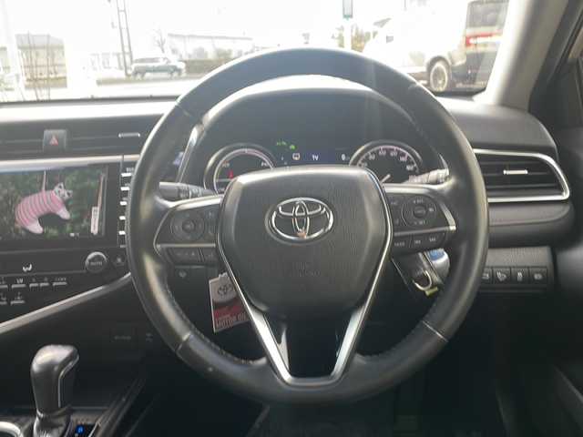 トヨタ カムリ G レザーパッケージ 福島県 2017(平29)年 11.1万km プラチナホワイトパールマイカ トヨタセーフティセンス/・オートマチックハイビーム/・車線逸脱警報装置/・アダプティブクルーズコントロール/・衝突被害軽減ブレーキ/・ブラインドスポットモニター/純正ナビ/・フルセグTV/BT/SD/CD/DVD/AUX/USB/FM/AM/・バックカメラ/・ドライブレコーダー/・ビルトインETC/レザーシート/・D+N席パワーシート/・D+N席シートヒーター/革張りステアリング/・ステアリングスイッチ/MTモード付AT/電子パーキング/・オートブレーキホールド/プッシュスタート/・スマートキー/・エンジンスターター/電動格納ミラー/・ウィンカーミラー/コーナーセンサー/LEDヘッドライト/・フォグランプ/・オートライト/寒冷地仕様/純正フロアマット/純正ドアバイザー/積込みスタッドレス/・溝7mm/・jokerAW