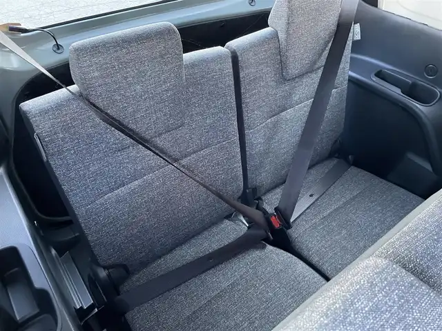 トヨタ シエンタ ハイブリッド Z 東京都 2025(令7)年 0.8万km アーバンカーキ 純正ナビ　/Bluetooth　/フルセグTV　/全周囲カメラ　/両側電動スライドドア　/レーダークルーズコントロールシステム　/BSM　/ドライブレコーダー　/純正フロアマット　/純正LED　/衝突被害軽減システム/ABS/横滑り防止装置/コーナーセンサー/レーンアシスト/盗難防止装置/オートライト/オートマチックハイビーム