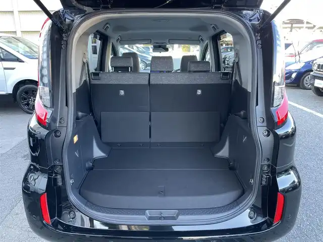 トヨタ シエンタ Z 東京都 2023(令5)年 2.7万km ブラック ワンオーナー/純正１０型ＤＡ＆フルセグ/・BluetoothAudio/・AppleCarPlay/AndroidAuto/ＬＥＤヘッドライト　/ハンズフリーパワースライドドア　/Ｂｉ－ＢｅａｍＬＥＤヘッドランプ　/ブラックファブリックコンビシート　/セーフティセンス　/（衝突回避支援パッケージ）/・プリクラッシュセーフティ/・レーンディパーチャーアラート/・レーダークルーズコントロール/・アダプティブクルーズコントロール/・ロードサインアシスト/・発進遅れ告知l機能/ブラインドスポットモニター/パーキングサポートブレーキ/バックカメラ/ビルトインETC車載器