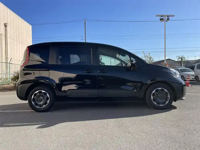 トヨタ シエンタ Z 東京都 2023(令5)年 2.7万km ブラック ワンオーナー/純正１０型ＤＡ＆フルセグ/・BluetoothAudio/・AppleCarPlay/AndroidAuto/ＬＥＤヘッドライト　/ハンズフリーパワースライドドア　/Ｂｉ－ＢｅａｍＬＥＤヘッドランプ　/ブラックファブリックコンビシート　/セーフティセンス　/（衝突回避支援パッケージ）/・プリクラッシュセーフティ/・レーンディパーチャーアラート/・レーダークルーズコントロール/・アダプティブクルーズコントロール/・ロードサインアシスト/・発進遅れ告知l機能/ブラインドスポットモニター/パーキングサポートブレーキ/バックカメラ/ビルトインETC車載器