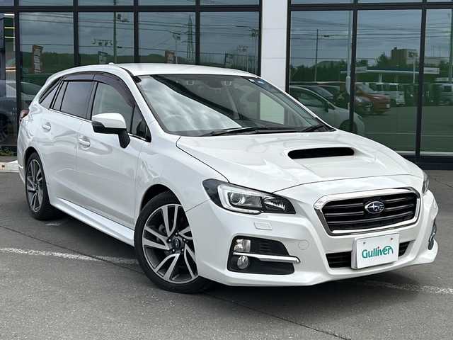 スバル レヴォーグ 1．6GT－S アイサイト 道東・釧路十勝 2015(平27)年 5.6万km クリスタルホワイトP ・4WD/・ターボ/・アドバンストパッケージ/・社外メモリナビ/（フルセグ・AM・FM・CD・DVD・BT）/・バックカメラ/・ETC/・アイサイトVer3/・追従クルーズコントロール/・LEDヘッドランプ/・オートライト/・フォグランプ/・純正18インチアルミ/・革巻きステアリング/・パドルシフト/・パワーシート/・USB電源