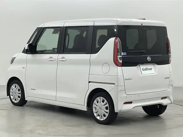 日産 ルークス S 福岡県 2022(令4)年 5万km ホワイトパール 社外ナビ　/バックカメラ　/ＥＴＣ　/コーナーセンサー　/エマージェンシーブレーキ　/レーンキープ　/アイドリングストップ　/先行車発進お知らせ　/スマートキー　/ステアリングリモコン　/セーフティ・シールドスイッチ