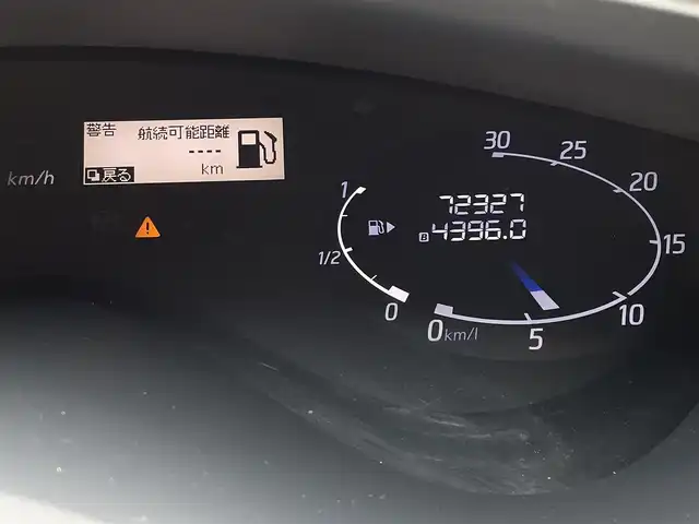 日産 セレナ ハイウェイS G S HV Aセーフ 愛媛県 2014(平26)年 7.3万km ブリリアントホワイトパール エマージェンシーブレーキ/純正SDナビ/・フルセグTV/・Bluetooth/・DVD/CD/SD/・FM/AM/・USB/AUX/フリップダウンモニター/アラウンドビューモニター/ETC/ベージュハーフレザーシート/両側パワースライドドア/クルーズコントロール/レーンディパーチャーウォーニング/アイドリングストップ/革巻きステアリング/LEDヘッドライト/フォグランプ/オートライト/プッシュスタート/スマートキー/純正16インチAW/純正フロアマット/ドアバイザー/電動格納ウィンカーミラー/横滑り防止機能