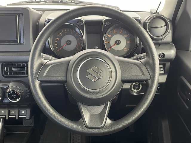スズキ ジムニー XL 新潟県 2022(令4)年 0.8万km シフォンアイボリーM 社外ナビ　CD・DVD・Bluetooth/リフトアップ/社外ナビ/フルセグ/社外スターター/パートタイム4WD/アイドリングストップ/レーンキープアシスト/ダウンヒルアシストコントロール/社外前後バンパー/社外マフラー/TOYO OPENCOUNTRY  R/Tタイヤ