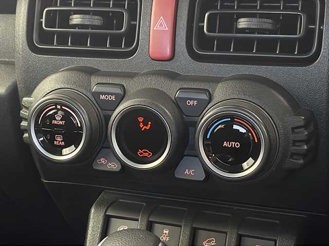 スズキ ジムニー XL 新潟県 2022(令4)年 0.8万km シフォンアイボリーM 社外ナビ　CD・DVD・Bluetooth/リフトアップ/社外ナビ/フルセグ/社外スターター/パートタイム4WD/アイドリングストップ/レーンキープアシスト/ダウンヒルアシストコントロール/社外前後バンパー/社外マフラー/TOYO OPENCOUNTRY  R/Tタイヤ