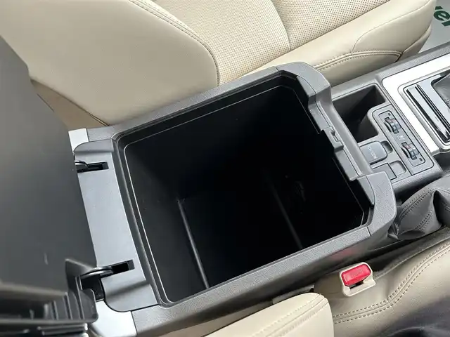 トヨタ ランドクルーザー プラド TX Lパッケージ 千葉県 2023(令5)年 1.5万km ホワイトパールクリスタルシャイン モデリスタエアロ【F/R/Rウイング】/サンルーフ/ベージュレザーシート/純正9インチSDナビ【NSZT-Y68T】/・CD/DVD/MSV/Bluetooth/フルセグ/バックカメラ/前席パワーシート/前席シートヒーター/前席シートベンチレーション/トヨタセーフティーセンス/・プリクラッシュセーフティー/・レーンディパーチャーアラート/・オートマチックハイビーム/・ロードサインアシスト/・アダプティブクルーズコントロール/スマートキー/コーナーセンサー/電動格納サードシート/純正19インチアルミホイール/ETC/純正LEDヘッドライト/フォグランプ/本革巻きステアリング/木目調パネル/ルーフレール/サイド＆カーテンエアバッグ/新車時保証書＆取扱説明書