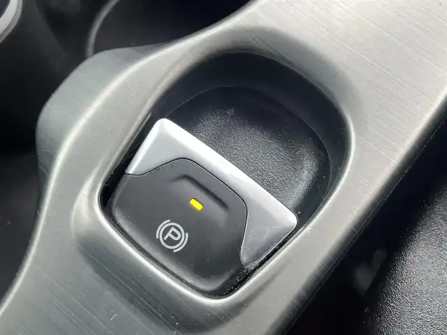 フィアット ５００Ｘ クロス 静岡県 2019(令1)年 3万km ベージュ ワンオーナー/レザーシート/ブラインドスポットアシスト/純正ディスプレイオーディオ/(Bluetooth/CarPlay/USB)/バックカメラ/アダプティブクルーズコントロール/レーンキープアシスト/パーキングアシスト/パワーシート /シートヒーター/スマートキー/ETC/ドライブレコーダー/純正フロアマット/純正17インチアルミホイール/保証書/取扱説明書/スペアキー