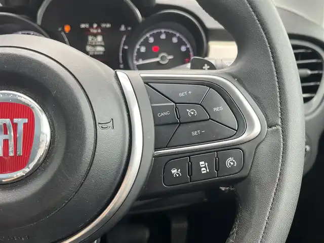 フィアット ５００Ｘ クロス 静岡県 2019(令1)年 3万km ベージュ ワンオーナー/レザーシート/ブラインドスポットアシスト/純正ディスプレイオーディオ/(Bluetooth/CarPlay/USB)/バックカメラ/アダプティブクルーズコントロール/レーンキープアシスト/パーキングアシスト/パワーシート /シートヒーター/スマートキー/ETC/ドライブレコーダー/純正フロアマット/純正17インチアルミホイール/保証書/取扱説明書/スペアキー