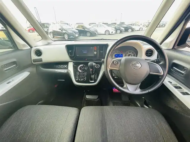 日産 デイズ ルークス ハイウェイスターターボ 岡山県 2014(平26)年 10.6万km ホワイトパール (株)IDOMが運営する【じしゃロン岡山店】の自社ローン専用車両になります。こちらは現金またはオートローンご利用時の価格です。自社ローンご希望の方は別途その旨お申付け下さい/両側パワスラ/バックモニター/全周囲カメラ/ETC
