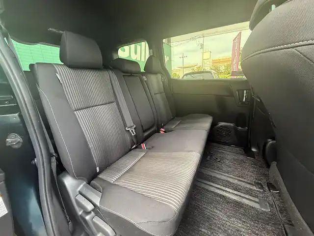 トヨタ ヴォクシー ZS 煌Ⅱ 千葉県 2020(令2)年 3.3万km ブラッキッシュアゲハガラスフレーク ALPINE製メモリナビ（Bluetooth/AM/FM/CD/DVD)/フルセグTV/バックカメラ/ドライブレコーダー/ETC/ALPINE製フリップダウンモニター/両側パワースライドドア/クルーズコントロール/衝突軽減ブレーキ/レーンキープアシスト/横滑り防止装置/フォグランプ/LEDヘッドライト/純正アルミホイル