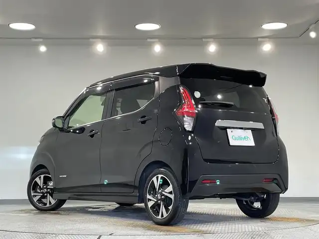 日産 デイズ ハイウェイスターG ターボ 愛知県 2021(令3)年 1.5万km ブラック 純正９インチナビ　/（Bluetooth/フルセグTV/CD・DVD再生/SD/FM/AM)/アラウンドビューモニター　/エマージェンシーブレーキ　/車線逸脱警報　/ソナー　/ＬＥＤヘッドライト/LEDフォグランプ　/ＵＳＢ接続　/アイドリングストップ　/ドライブレコーダー　/プッシュスタート　/　　-スマートキー/先行車発進告知/横滑り防止