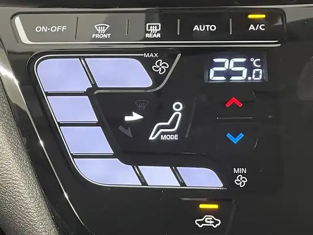 日産 デイズ ハイウェイスターG ターボ 愛知県 2021(令3)年 1.5万km ブラック 純正９インチナビ　/（Bluetooth/フルセグTV/CD・DVD再生/SD/FM/AM)/アラウンドビューモニター　/エマージェンシーブレーキ　/車線逸脱警報　/ソナー　/ＬＥＤヘッドライト/LEDフォグランプ　/ＵＳＢ接続　/アイドリングストップ　/ドライブレコーダー　/プッシュスタート　/　　-スマートキー/先行車発進告知/横滑り防止