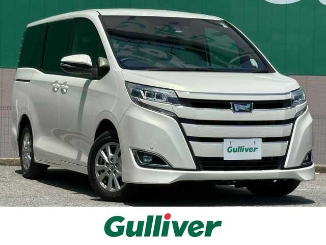 トヨタ ノア G 千葉県 2018(平30)年 1.6万km ラグジュアリーホワイトパールクリスタルシャインガラスフレーク 純正ナビ/フリップダウンモニター/クルーズコントロール/両側パワースライドドア/ドライブレコーダー/バックカメラ/ETC2.0/フルセグTV/CD/DVD/BT/USB/レーンキープアシスト/衝突軽減システム/オートハイビーム/オートライト/LEDヘッドライト/スマートキー/プッシュスタート