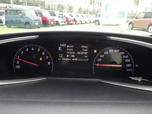 トヨタ シエンタ G 千葉県 2018(平30)年 6万km ホワイトパールクリスタルシャイン Toyota Safety Sense/・プリクラッシュセーフティ/・レーンディパーチャーアラート/・オートハイビーム/両側パワースライドドア/社外メモリーナビ/地デジTV/【DVD/CD再生機能　Bluetooth接続】/バックカメラ/革巻きステアリング/ETC/LEDヘッドライト/フォグライト/ウインカーミラー/純正15インチアルミホイル/スマートキー