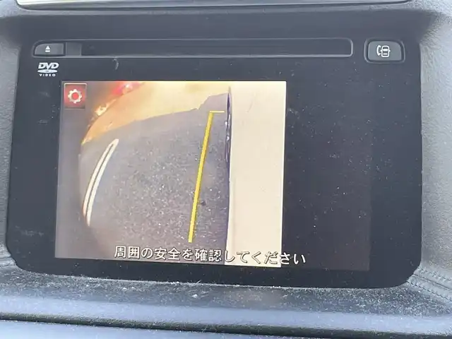 マツダ ＣＸ－５ XD Lパッケージ 埼玉県 2016(平28)年 12.6万km クリスタルホワイトパールマイカ (株)IDOMが運営する【じしゃロン鳩ヶ谷店】の自社ローン専用車両になりますこちらは現金またはオートローンご利用時の価格です。自社ローンご希望の方は別途その旨お申付け下さい/安全装備/　車両認知支援システム/　SBS/SCBS/　ブラインドスポットモニター/　レーンキープアシストシステム/　ドライバーアテンションアラート/　パーキングセンサー/純正ＳＤナビ/（AM/FM/CD/DVD/BT)/フルセグＴＶ/左サイド・バックカメラ/ＢＯＳＥサウンドシステム/９スピーカー/デュアルエアコン/シートヒーター/パワーシート/コーナーセンサー/アダプティブクルーズコントロール/ETC/ステアリングリモコン/革巻きハンドル/レザーシート/純正アルミホイール/アイドリングストップ/ドライビングポジションメモリー機能/プッシュスタートボタン/   スマートキー×1/電動格納式ウィンカーミラー/電動パーキングブレーキ/トノカバー/ドアバイザー