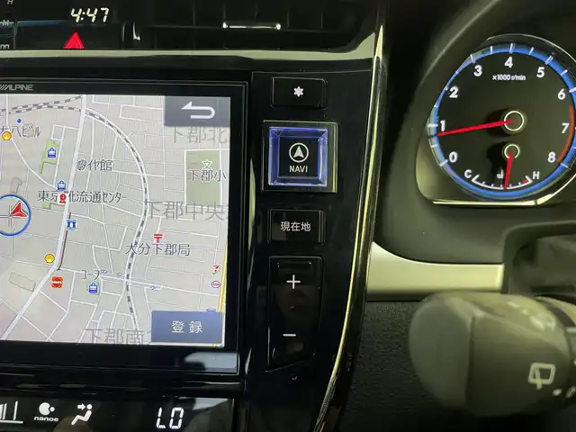 トヨタ ハリアー プレミアム 大分県 2017(平29)年 5.7万km ホワイトパールクリスタルシャイン 純正ナビ/（フルセグ/CD/DVD/Bluetooth）/モデリスタエアロ/サンルーフ/パワーバックドア/クルーズコントロール/ETC/社外20インチアルミホイール/ステアリングスイッチ/スマートキー・プッシュスタート