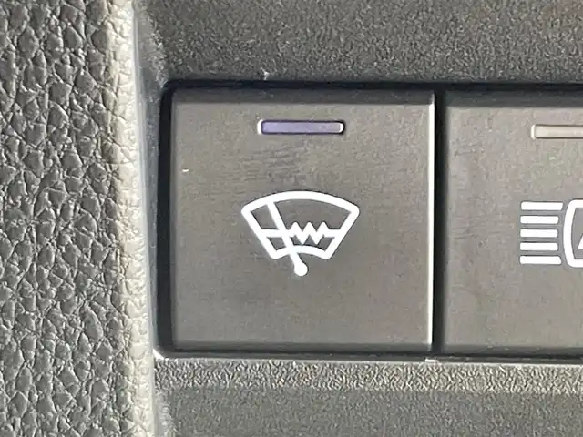 トヨタ ヴォクシー S－Z 岩手県 2023(令5)年 3.2万km ホワイトパールクリスタルシャイン ４WD/両側パワースライドドア/MTモード付きAT/寒冷地仕様/衝突被害軽減システム/横滑り防止装置/コーナーセンサー/クルーズコントロール/バックカメラ/オートライト/オートマチックハイビーム/シートヒーター/純正LEDヘッドライト/ETC/ドライブレコーダー/純正ナビ/純正16インチアルミホイール