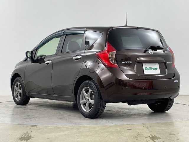 日産 ノート メダリスト X FOUR Vセレ+セーフティⅡ 道央・札幌 2016(平28)年 4.3万km インペリアルアンバーP ・4WD/・寒冷地仕様/・純正ナビ（MC315D-W）/・CD/DVD/SD/フルセグTV/・Bluetooth接続/・全方位カメラ/・衝突被害軽減ブレーキ/・レーンキープアシスト/・社外前後ドライブレコーダー/・ステアリングスイッチ/・ハーフレザーシート/・LEDヘッドライト/オートライト/・スマートキー/スペアキー/・純正ホイールキャップ付冬タイヤ積込