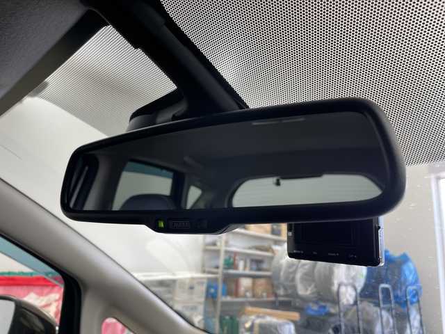 日産 ノート メダリスト X FOUR Vセレ+セーフティⅡ 道央・札幌 2016(平28)年 4.3万km インペリアルアンバーP ・4WD/・寒冷地仕様/・純正ナビ（MC315D-W）/・CD/DVD/SD/フルセグTV/・Bluetooth接続/・全方位カメラ/・衝突被害軽減ブレーキ/・レーンキープアシスト/・社外前後ドライブレコーダー/・ステアリングスイッチ/・ハーフレザーシート/・LEDヘッドライト/オートライト/・スマートキー/スペアキー/・純正ホイールキャップ付冬タイヤ積込