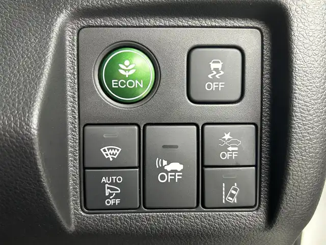 ホンダ ヴェゼル ハイブリッド Z ホンダセンシング 埼玉県 2016(平28)年 6.9万km ホワイトオーキッドパール 純正ナビ　温ヒーター　ＥＴＣ　Ｂカメラ　ＬＥＤヘッドライト　ハーフレザーシート　フルセグＴＶ　オートハイビーム　レーンキープ　衝突被害軽減　ＭＴモード付ＡＴ アダプティブクルーズコントロール