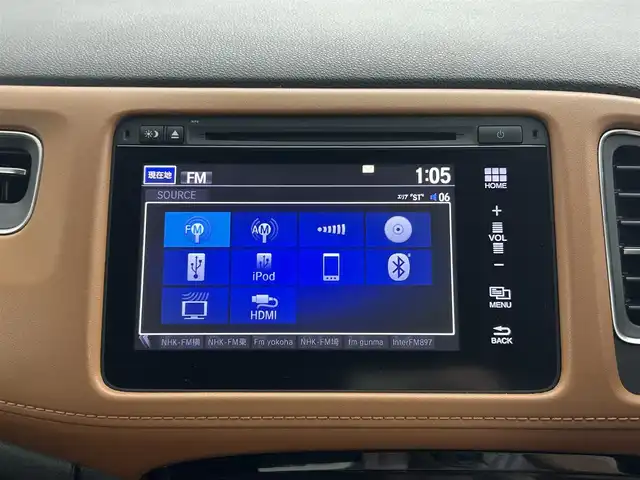 ホンダ ヴェゼル ハイブリッド Z ホンダセンシング 埼玉県 2016(平28)年 6.9万km ホワイトオーキッドパール 純正ナビ　温ヒーター　ＥＴＣ　Ｂカメラ　ＬＥＤヘッドライト　ハーフレザーシート　フルセグＴＶ　オートハイビーム　レーンキープ　衝突被害軽減　ＭＴモード付ＡＴ アダプティブクルーズコントロール