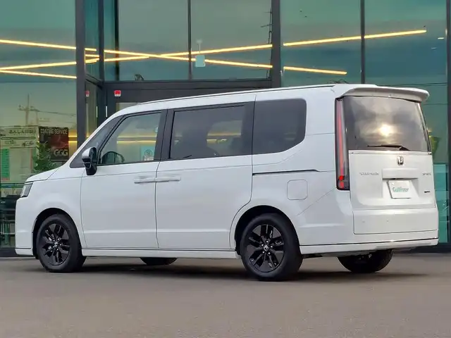 ホンダ ステップワゴン スパーダ eHEV 東京都 2025(令7)年 0.1千km プラチナホワイトパール 登録済未使用車/純正11.4インチナビ/フルセグTV/バックカメラ/両側パワースライドドア/パワーバックドア/パドルシフト/ハーフレザーシート/シートヒーター/ホンダセンシング/衝突軽減ブレーキ/路外逸脱抑制機能/アダプティブクルーズコントロール/ブラインドスポットモニター/コーナーセンサー/LEDヘッドライト/オートハイビーム/スマートキー