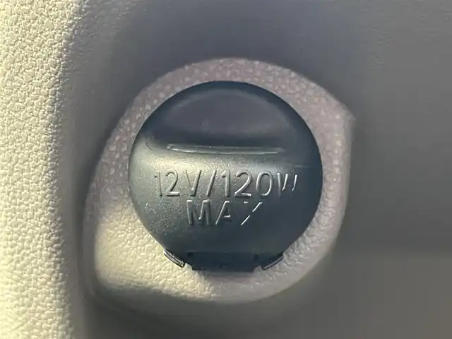 ダイハツ ミラ イース L スマートセレクションSA 広島県 2014(平26)年 5.2万km ブライトシルバーメタリック 登録時走行距離　51991km/禁煙車/社外SDナビ(型番：AVN134M)/　(CD/ワンセグTV)/衝突被害軽減システム/ETC/ハロゲンヘッドライト/フォグライト/ヘッドライトレベライザー/リモコンキー/アイドリングストップ/純正ホイールカバー/ドアバイザー/純正フロアマット/横滑防止装置/盗難防止装置
