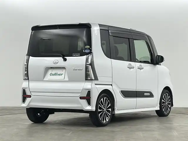 ダイハツ タント カスタム RS 福島県 2019(令1)年 2.9万km ブラックマイカメタリック/シャイニングホワイトパール スマートアシスト/・衝突被害軽減ブレーキ/・車線逸脱警報装置/・前後誤発進抑制/・先行車発進お知らせ/・オートハイビーム/・レーダークルーズコントロール/・スマートパノラマパーキング/純正9インチナビ/・フルセグTV/BT/CD/DVD/USB/SD/FM/AM/・ETC/・前方ドライブレコーダー/・バックカメラ/両側パワースライドドア/革張ステアリング/・ステアリングリモコン/ハーフレザーシート/・D+N席シートヒーター/プッシュスタート/・スマートキー/・スペアキー1本/電動格納ミラー/・ウィンカーミラー/・オートミラー/LEDヘッドライト/・オートライト/純正フロアマット/純正15インチAW/リアドアバイザー