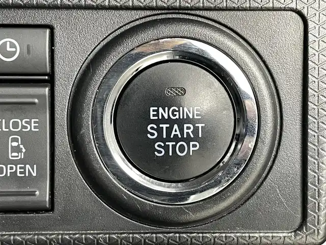 ダイハツ タント カスタム RS 福島県 2019(令1)年 2.9万km ブラックマイカメタリック/シャイニングホワイトパール スマートアシスト/・衝突被害軽減ブレーキ/・車線逸脱警報装置/・前後誤発進抑制/・先行車発進お知らせ/・オートハイビーム/・レーダークルーズコントロール/・スマートパノラマパーキング/純正9インチナビ/・フルセグTV/BT/CD/DVD/USB/SD/FM/AM/・ETC/・前方ドライブレコーダー/・バックカメラ/両側パワースライドドア/革張ステアリング/・ステアリングリモコン/ハーフレザーシート/・D+N席シートヒーター/プッシュスタート/・スマートキー/・スペアキー1本/電動格納ミラー/・ウィンカーミラー/・オートミラー/LEDヘッドライト/・オートライト/純正フロアマット/純正15インチAW/リアドアバイザー