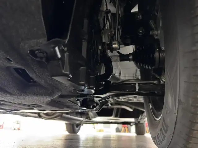 日産 セレナ e－パワー ハイウェイスター V 三重県 2025(令7)年 0.1千km プリズムホワイト 登録済未使用車/e-POWER/FF/インパネCVT/純正 12.3インチ Nissan Connectナビ/（AM/FM/USB/iPod/TV/Bluetooth/HDMI/CarPlay/AndroidAuto）/11インチ 純正後席モニター/アラウンドビューモニター（移動物検知機能付）/両側ハンズフリーオートスライドドア/ドライブレコーダー前後*/ETC2.0*/安全/・プロパイロット・緊急停止支援システム（SOSコール機能付）*/・エマージェンシーブレーキ/・衝突回避ステアリングアシスト/・LI（車線逸脱防止支援システム）＋LDW（車線逸脱警報）/・BSI（後側方衝突防止支援）＋BSW（後側方車両検知警報）/・RCTA（後退時車両検知警報）/・DA（ふらつき警報）/・踏み間違い衝突防止アシスト/・標識検知（進入禁止/最高速度/一時停止）/・フロント＆バックソナー/など/その他装備/・インテリジェントルームミラー*/・左右・後席独立オートエアコン/・オートライト、LEDヘッドライト、アダプティブLEDヘッドライト/・電動パーキングブレーキ＆ブレーキホールド/・USB充電ジャック（TYPE-Ax1、TYPE-Cx5）/・純正16inAW/・保/取/・スマートキーx2/など