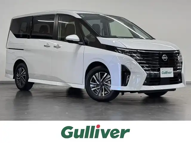 日産 セレナ e－パワー ハイウェイスター V 三重県 2025(令7)年 0.1千km プリズムホワイト 登録済未使用車/e-POWER/FF/インパネCVT/純正 12.3インチ Nissan Connectナビ/（AM/FM/USB/iPod/TV/Bluetooth/HDMI/CarPlay/AndroidAuto）/11インチ 純正後席モニター/アラウンドビューモニター（移動物検知機能付）/両側ハンズフリーオートスライドドア/ドライブレコーダー前後*/ETC2.0*/安全/・プロパイロット・緊急停止支援システム（SOSコール機能付）*/・エマージェンシーブレーキ/・衝突回避ステアリングアシスト/・LI（車線逸脱防止支援システム）＋LDW（車線逸脱警報）/・BSI（後側方衝突防止支援）＋BSW（後側方車両検知警報）/・RCTA（後退時車両検知警報）/・DA（ふらつき警報）/・踏み間違い衝突防止アシスト/・標識検知（進入禁止/最高速度/一時停止）/・フロント＆バックソナー/など/その他装備/・インテリジェントルームミラー*/・左右・後席独立オートエアコン/・オートライト、LEDヘッドライト、アダプティブLEDヘッドライト/・電動パーキングブレーキ＆ブレーキホールド/・USB充電ジャック（TYPE-Ax1、TYPE-Cx5）/・純正16inAW/・保/取/・スマートキーx2/など