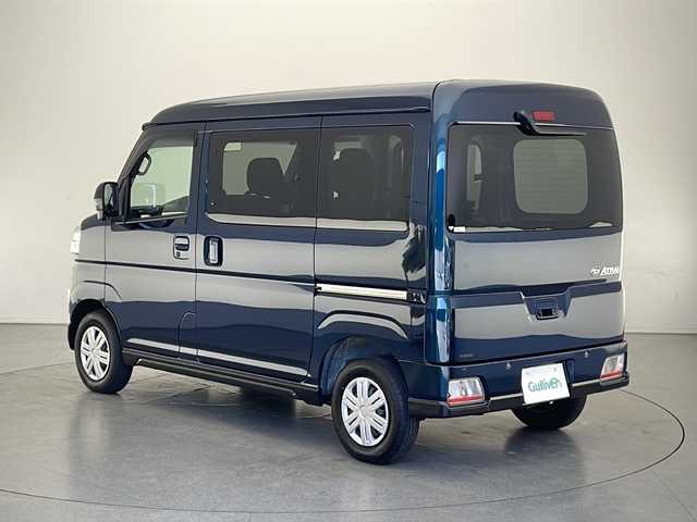 ダイハツ アトレー バン RS 長野県 2025(令7)年 0.3万km レーザーブルークリスタルシャイン 4WD/・4WD LOCK/・4WD AUTO/・2WD切替/ターボ/スマートアシスト/・衝突警報機能/衝突回避支援ブレーキ機能/・ふらつき警報/・路側逸脱警報機能/・誤発進抑制機能/・先行車発進お知らせ機能/・コーナーセンサー/Wエアバッグ/プッシュスタート/アイドリングストップ/スマートキー/オートエアコン/セカンドシート足元サーキュレーター/クルコン/ステアリングスイッチ/両側電動パワースライドドア/オートライト/LEDヘッドライト/LEDフォグランプ/電格ウインカーミラー/ビルトインETC/USB Type-A充電口/トランクルームシガーソケット/ドアバイザー/純正ホイールキャップ付き12インチスチールホイール/車内突っ張りレール/バックカメラ（ナビ無し）
