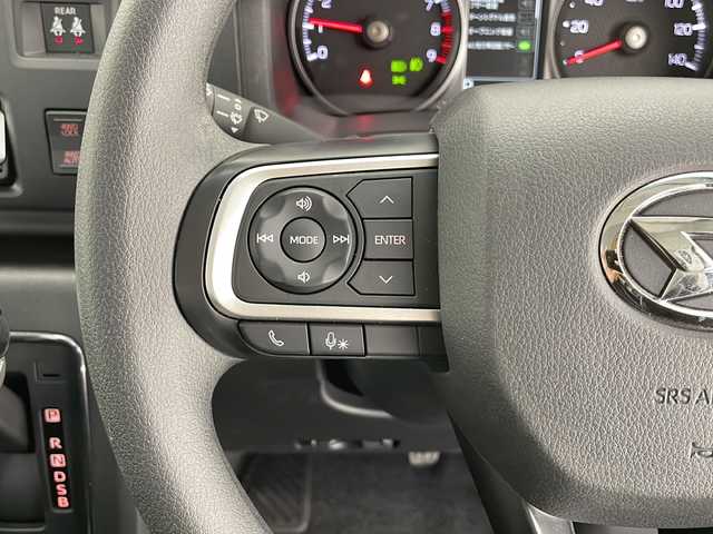 ダイハツ アトレー バン RS 長野県 2025(令7)年 0.3万km レーザーブルークリスタルシャイン 4WD/・4WD LOCK/・4WD AUTO/・2WD切替/ターボ/スマートアシスト/・衝突警報機能/衝突回避支援ブレーキ機能/・ふらつき警報/・路側逸脱警報機能/・誤発進抑制機能/・先行車発進お知らせ機能/・コーナーセンサー/Wエアバッグ/プッシュスタート/アイドリングストップ/スマートキー/オートエアコン/セカンドシート足元サーキュレーター/クルコン/ステアリングスイッチ/両側電動パワースライドドア/オートライト/LEDヘッドライト/LEDフォグランプ/電格ウインカーミラー/ビルトインETC/USB Type-A充電口/トランクルームシガーソケット/ドアバイザー/純正ホイールキャップ付き12インチスチールホイール/車内突っ張りレール/バックカメラ（ナビ無し）