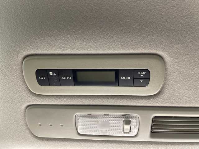 日産 セレナ HWS S HV Vセレ +Sefty 群馬県 2016(平28)年 7万km ダイヤモンドブラック 純正１１型後席モニター　/純正８型ナビ　/全周囲カメラ　/フルセグＴＶ　/ＥＴＣ　/両側電動スライドドア　/クルーズコントロール　/衝突被害軽減ブレーキ　/レーンアシスト　/ＨＩＤヘッドライト　/オートライト　/禁煙車