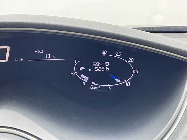 日産 セレナ HWS S HV Vセレ +Sefty 群馬県 2016(平28)年 7万km ダイヤモンドブラック 純正１１型後席モニター　/純正８型ナビ　/全周囲カメラ　/フルセグＴＶ　/ＥＴＣ　/両側電動スライドドア　/クルーズコントロール　/衝突被害軽減ブレーキ　/レーンアシスト　/ＨＩＤヘッドライト　/オートライト　/禁煙車