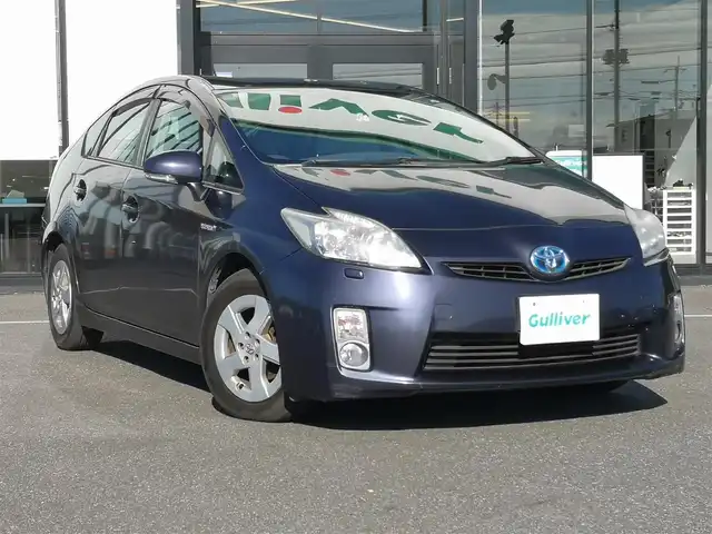 トヨタ プリウス S　LEDエディション 茨城県 2011(平23)年 19.8万km ダークバイオレットマイカメタリック 純正ナビ/【TV・HDD・CD・DVD・AM・FM・SD・BT・iPod・VTR】/Bカメラ/ETC/ステリモ/オートライト/Fフォグ/LEDライト/純正フロアマット/純正ホイールカバー/プッシュスタート/スマートキー/ヘッドライトウォッシャー/電格ミラー/ウインカーミラー