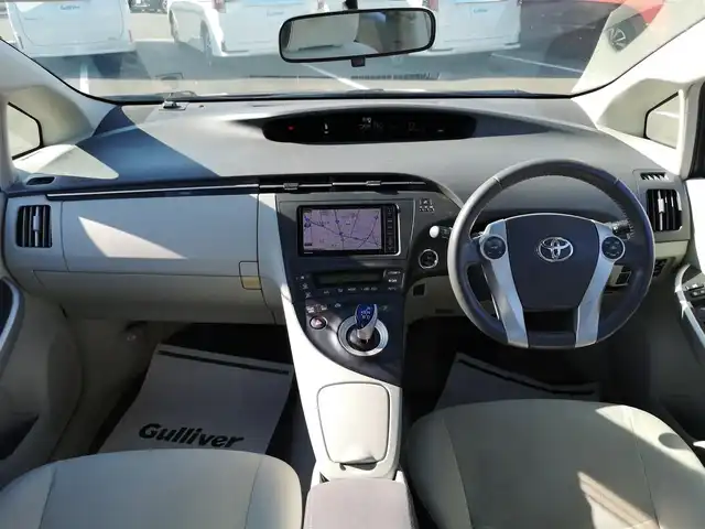 トヨタ プリウス S　LEDエディション 茨城県 2011(平23)年 19.8万km ダークバイオレットマイカメタリック 純正ナビ/【TV・HDD・CD・DVD・AM・FM・SD・BT・iPod・VTR】/Bカメラ/ETC/ステリモ/オートライト/Fフォグ/LEDライト/純正フロアマット/純正ホイールカバー/プッシュスタート/スマートキー/ヘッドライトウォッシャー/電格ミラー/ウインカーミラー